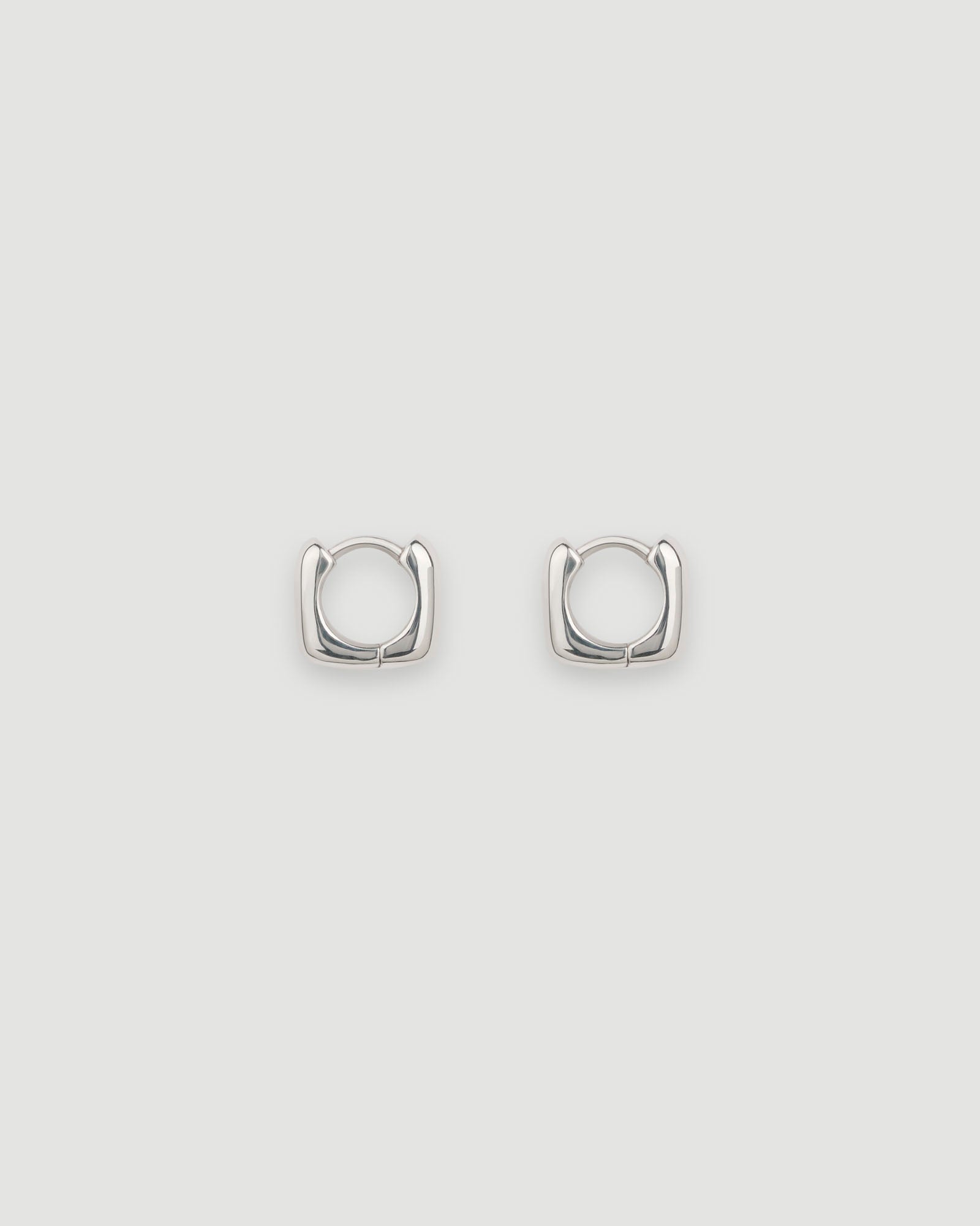 SQ pierce 01