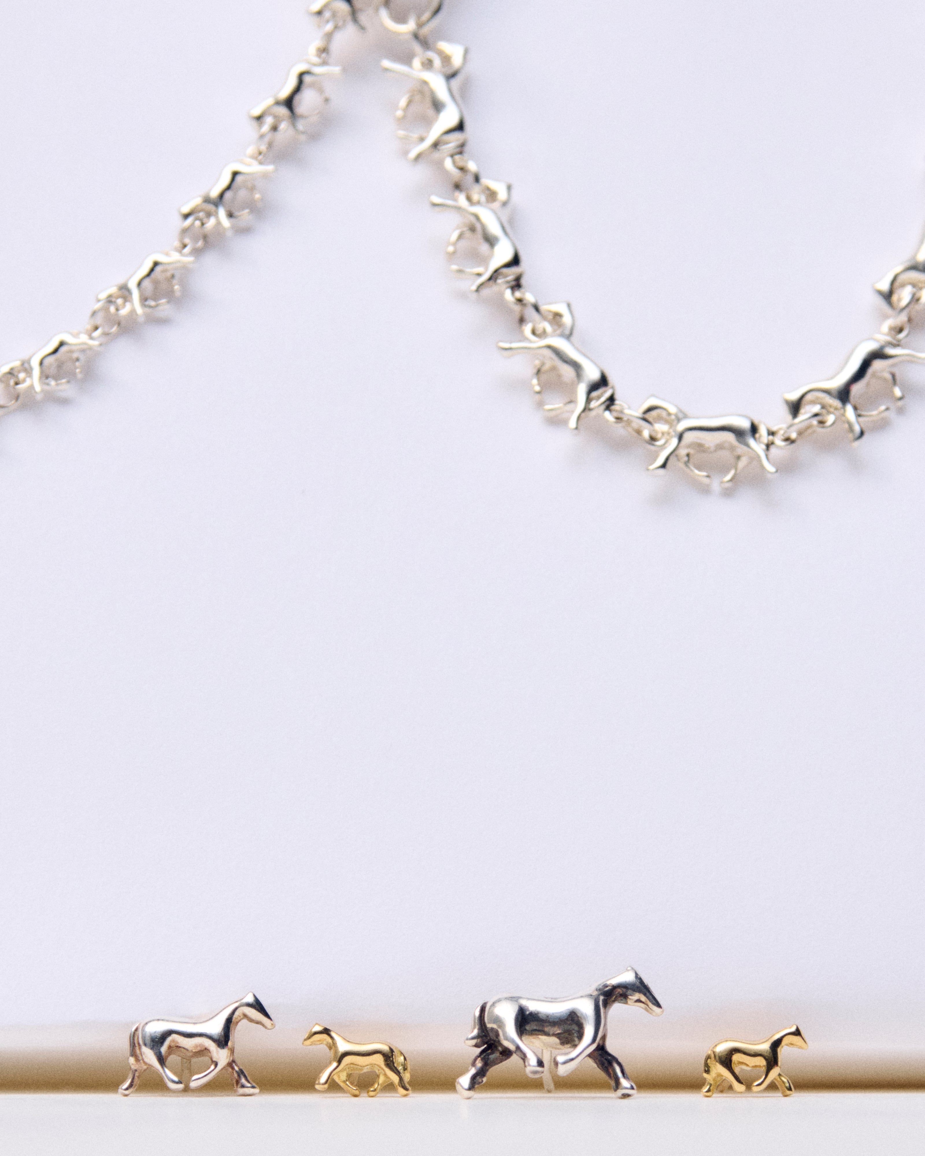 horse chain bracelet 01