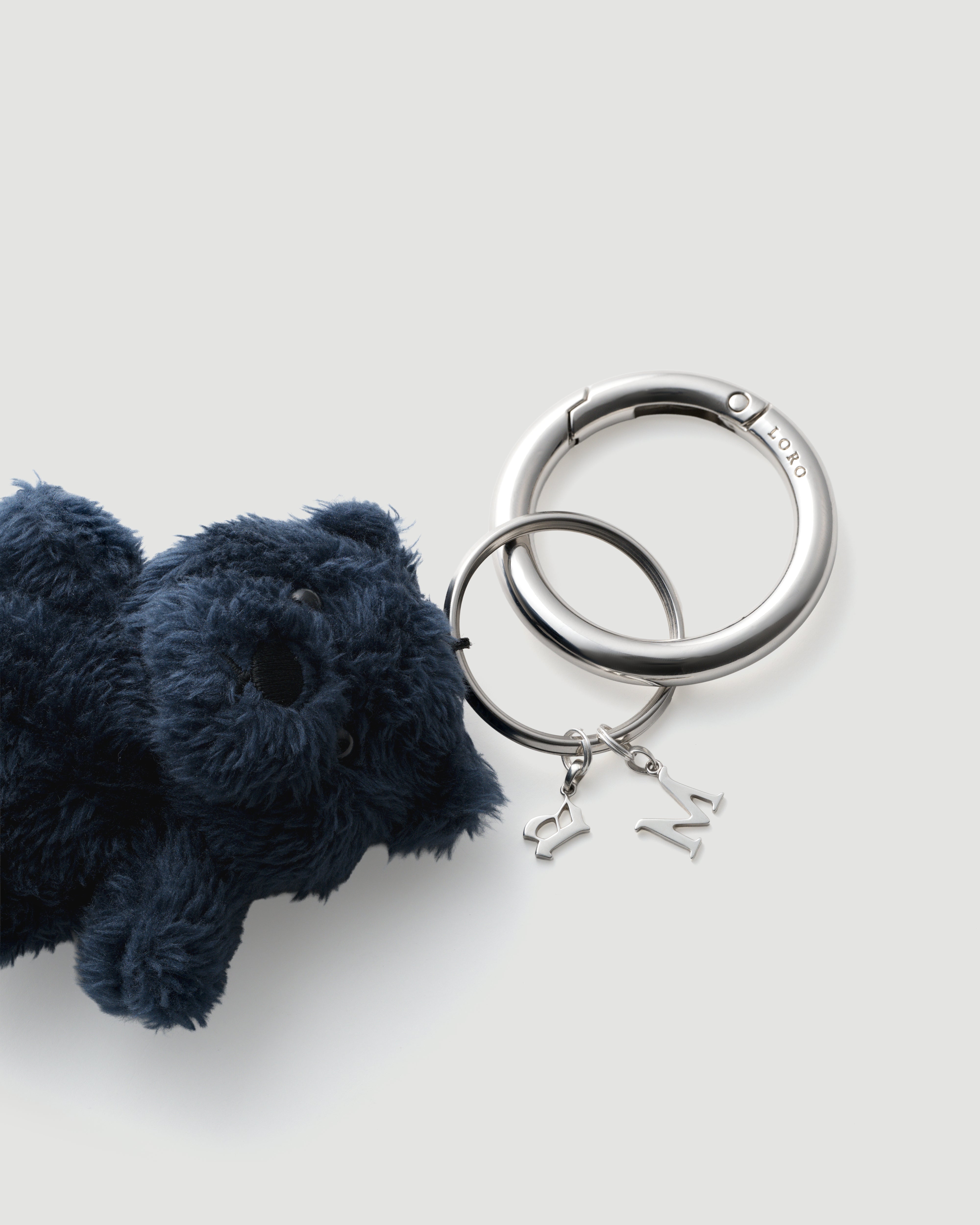 Initial charm (for key charm arrangement)