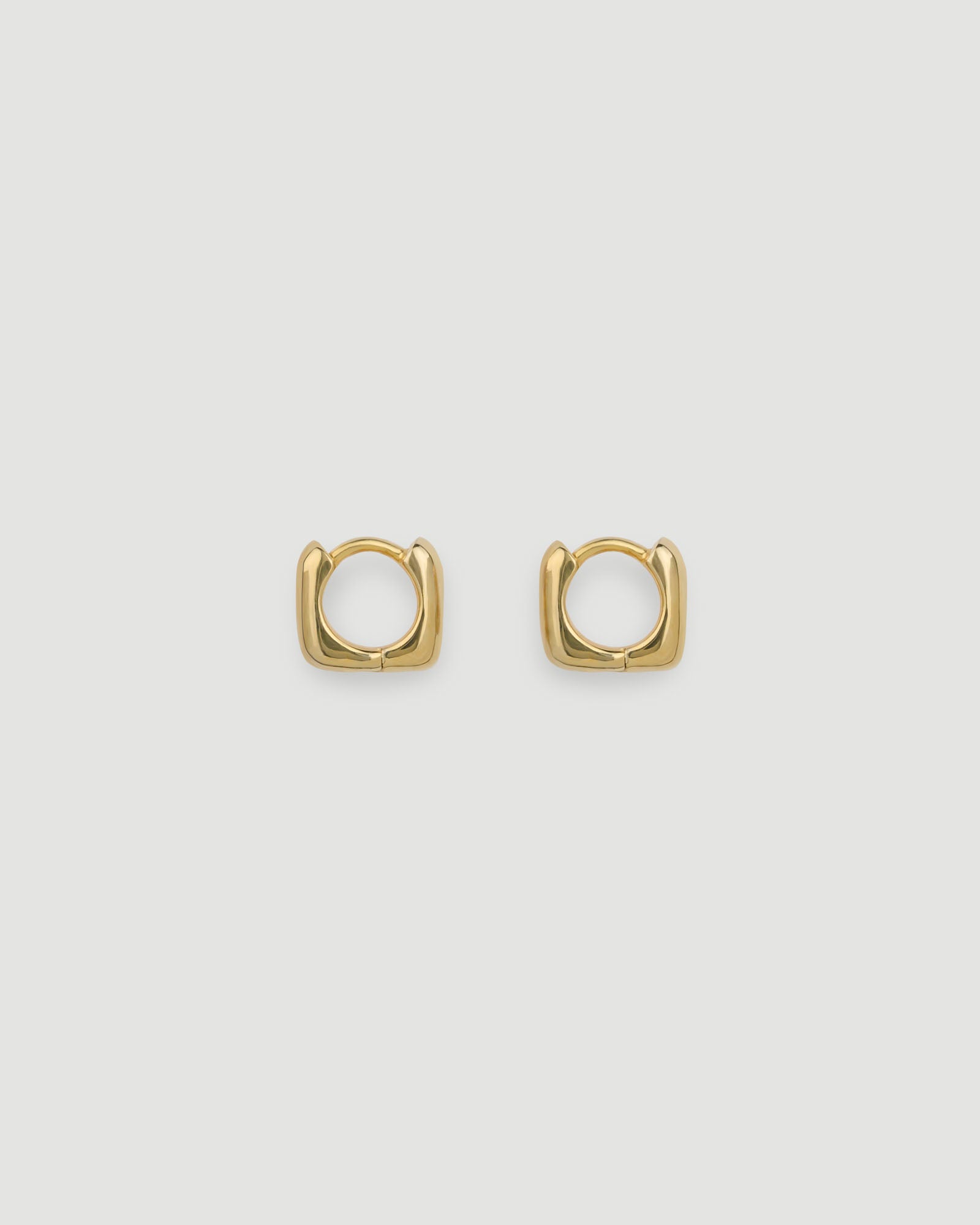 SQ pierce 01