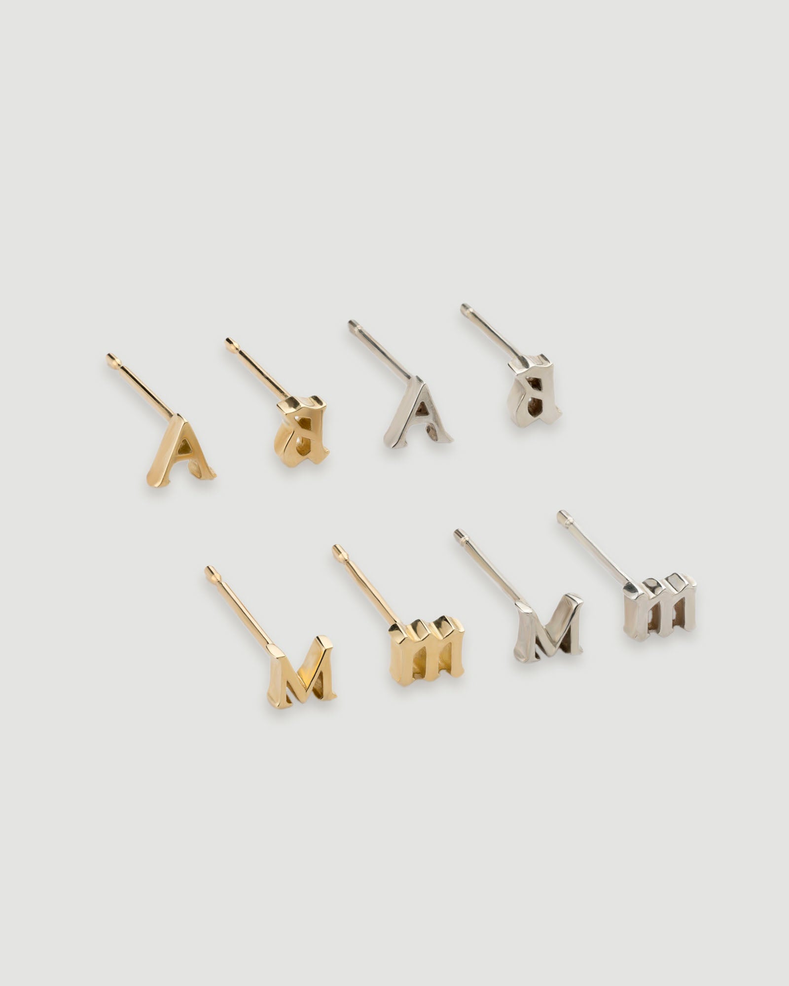 【受注品】initial pierce K18