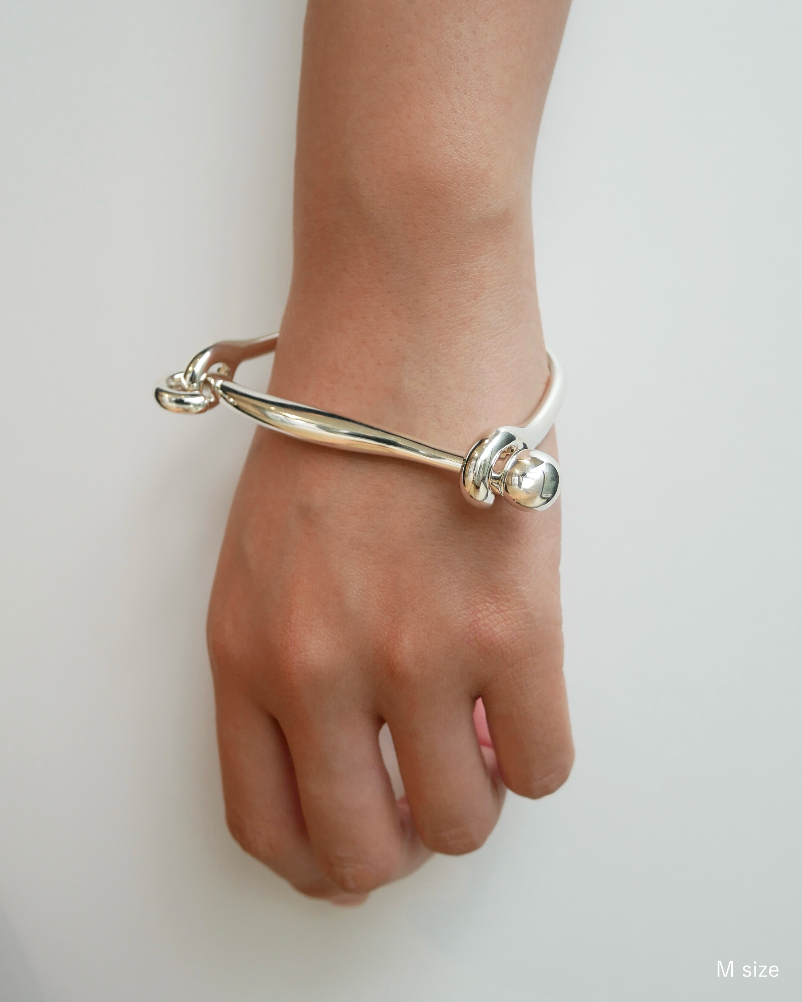shape bangle 01