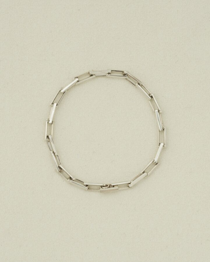 L bracelet 01