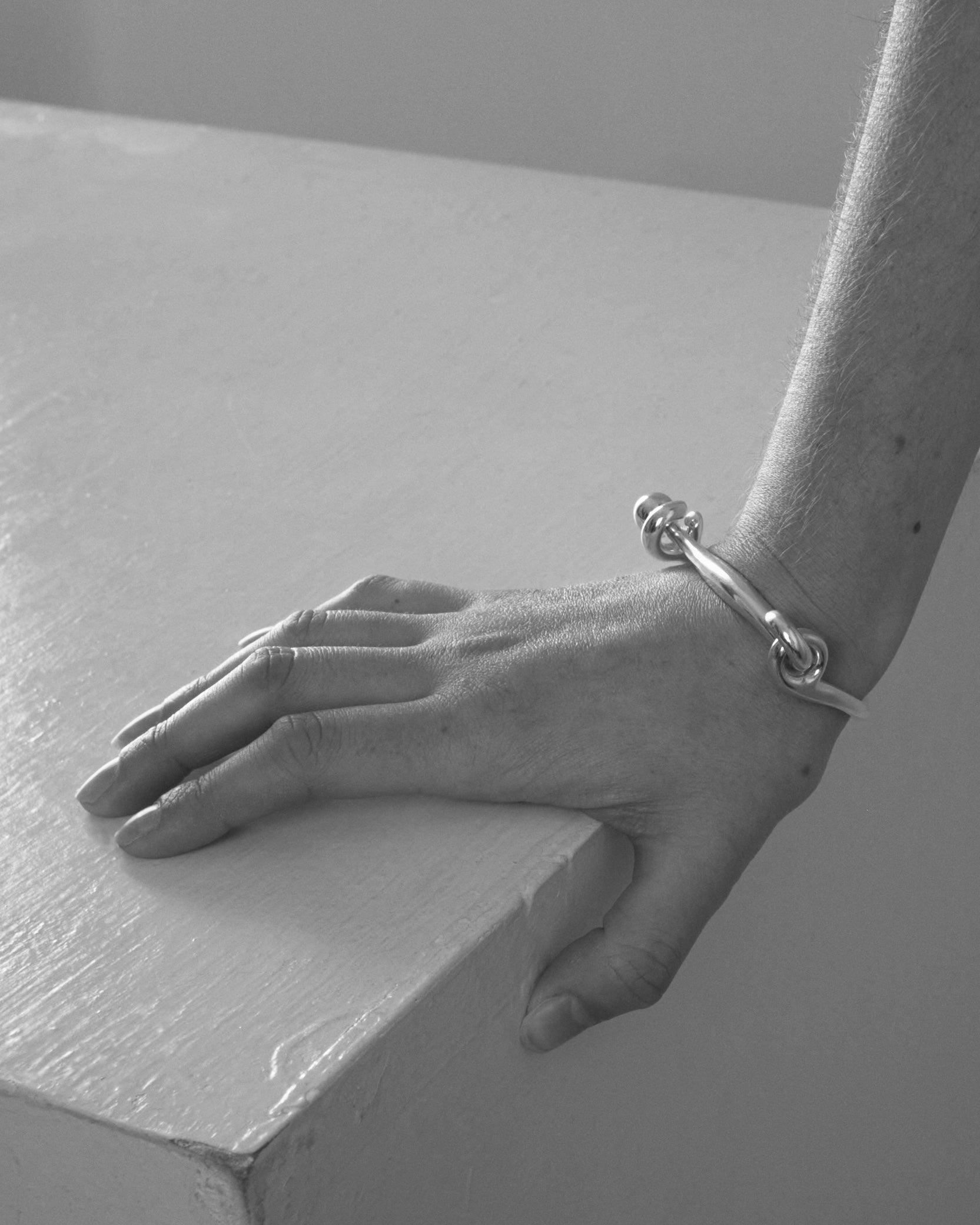 shape bangle 01