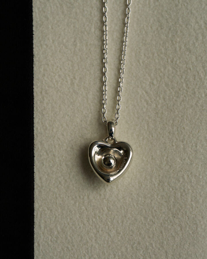 heart necklace 01