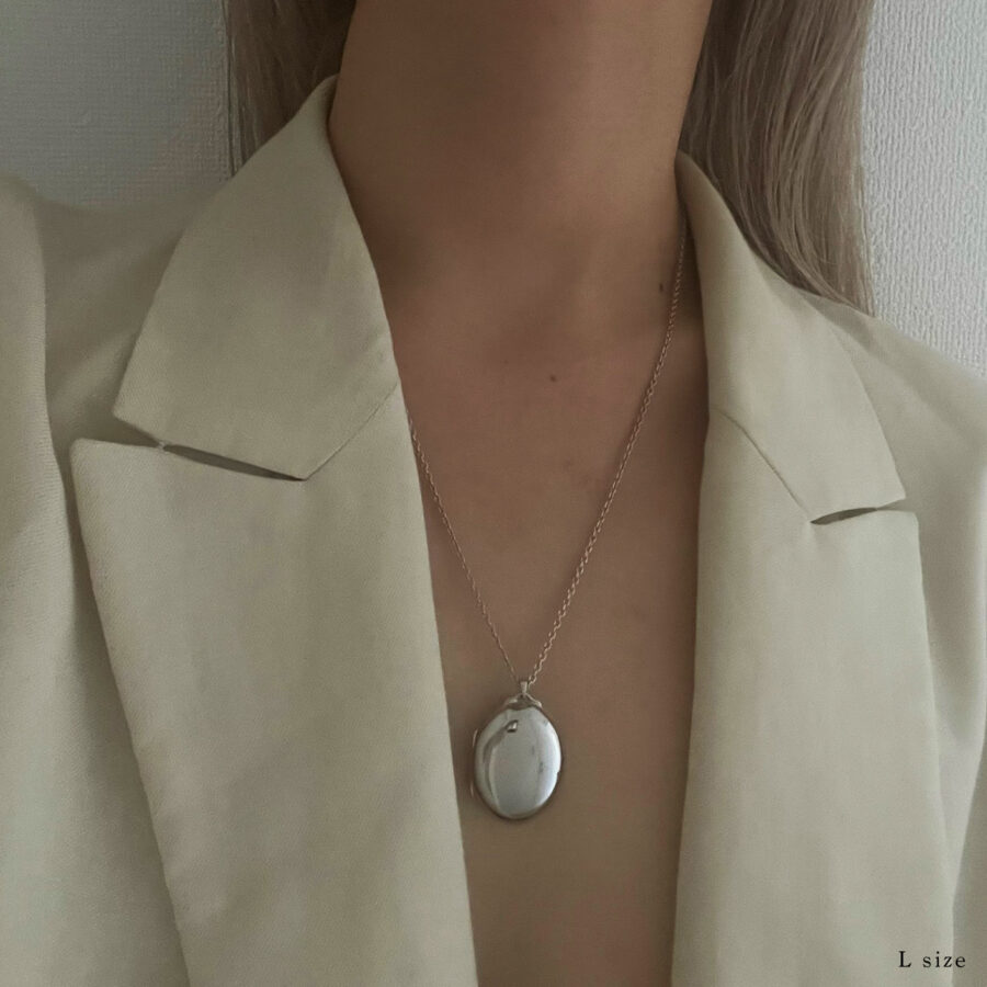 locket necklace 01 silver