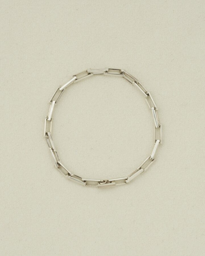 L bracelet 01 | LORO