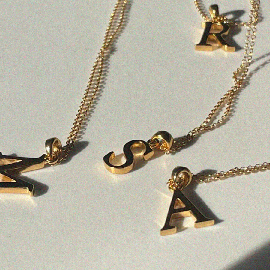 initial necklace K18 YG