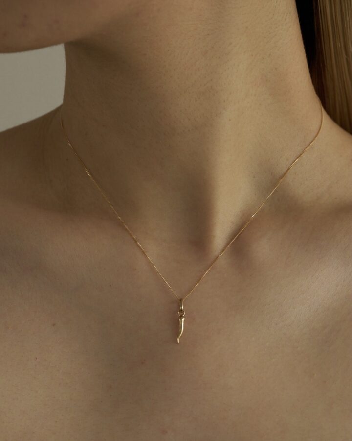 corno necklace gold