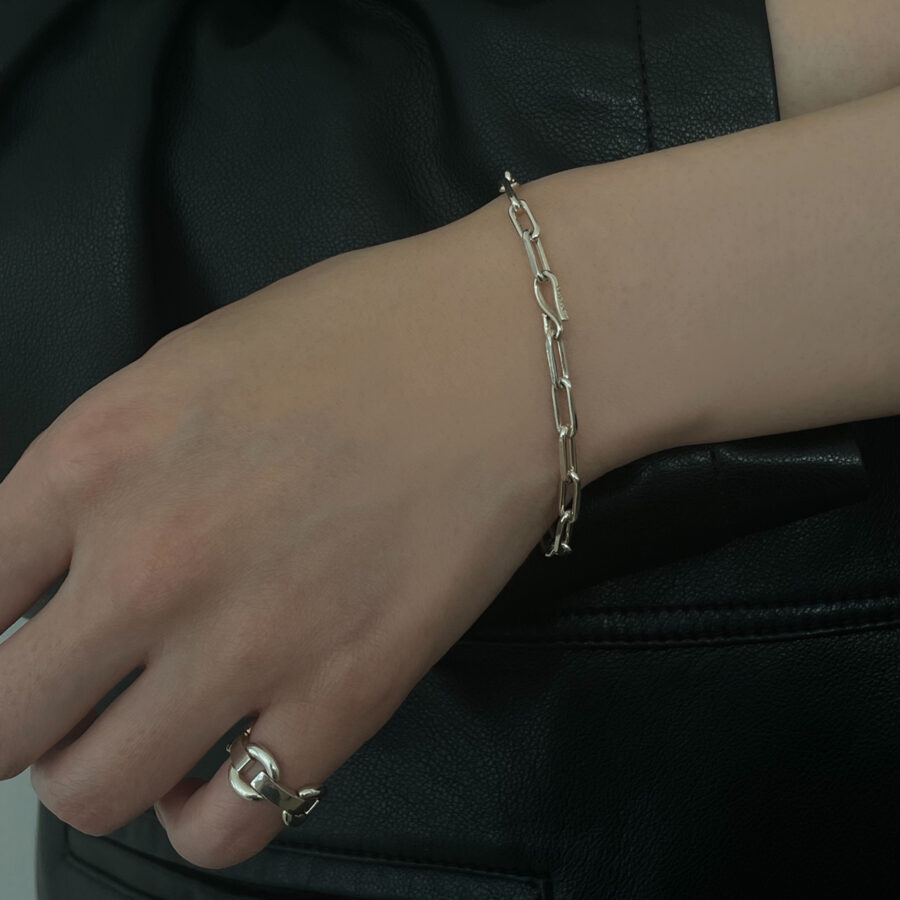 E bracelet 01